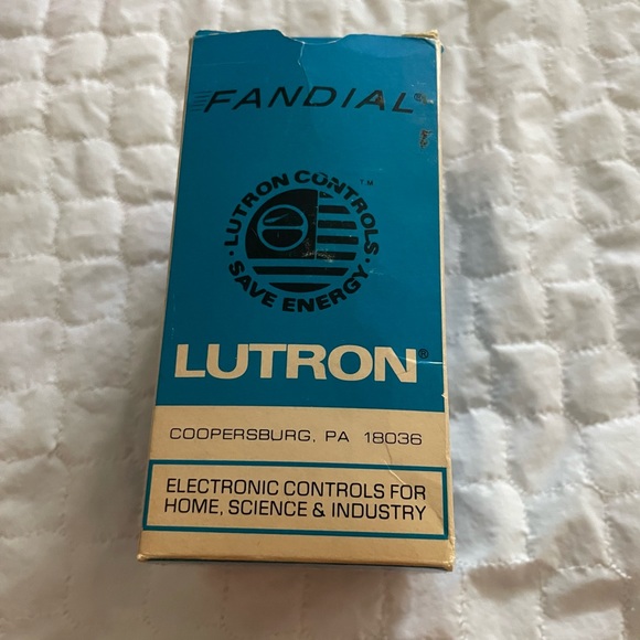FANDIAL® LUTRON FAN SPEED CONTROL 120V  60HZ FS-5F - Picture 2 of 8
